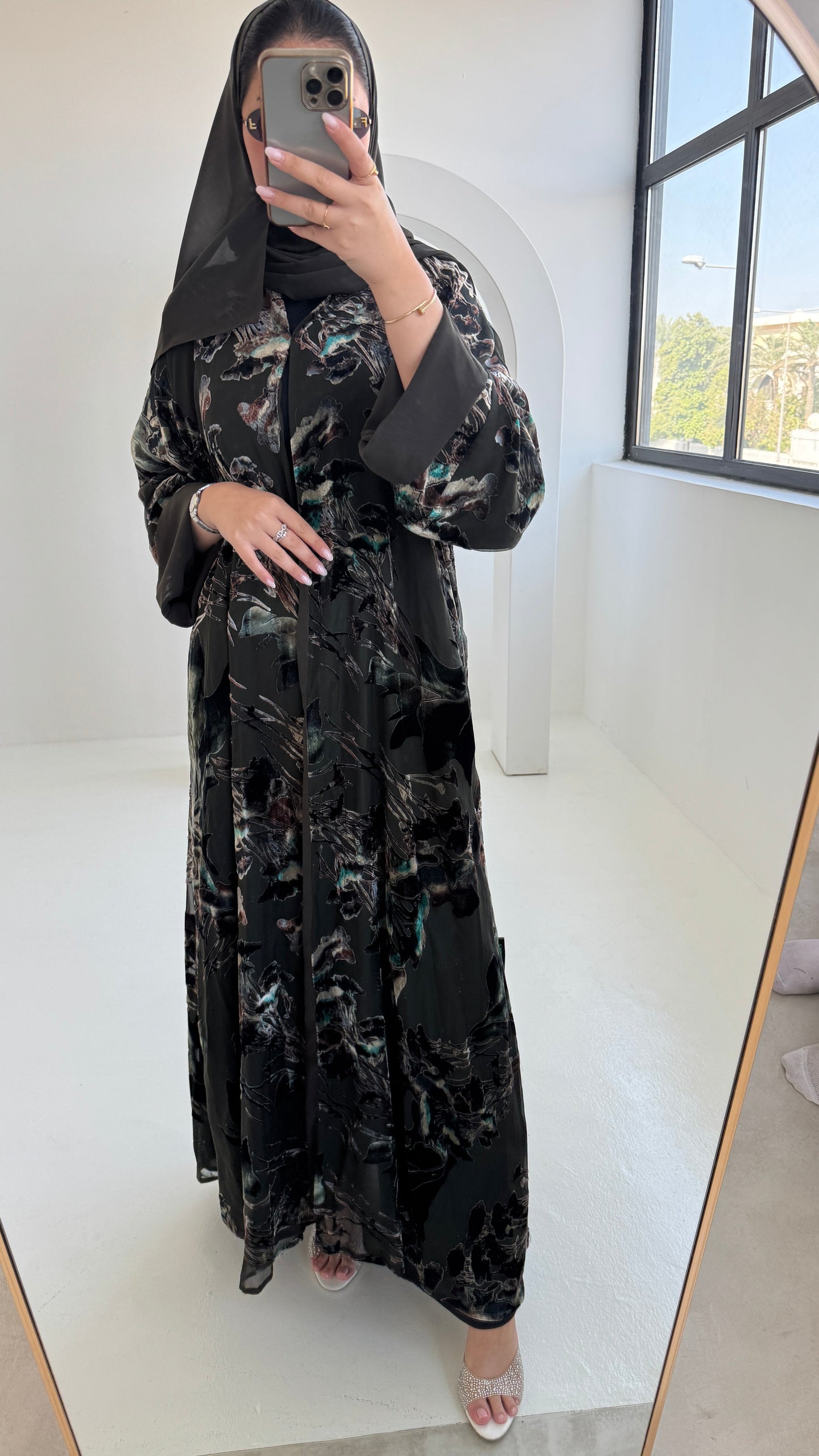 FAB232- Green Chiffon with Velvet Print Abaya with headscarf