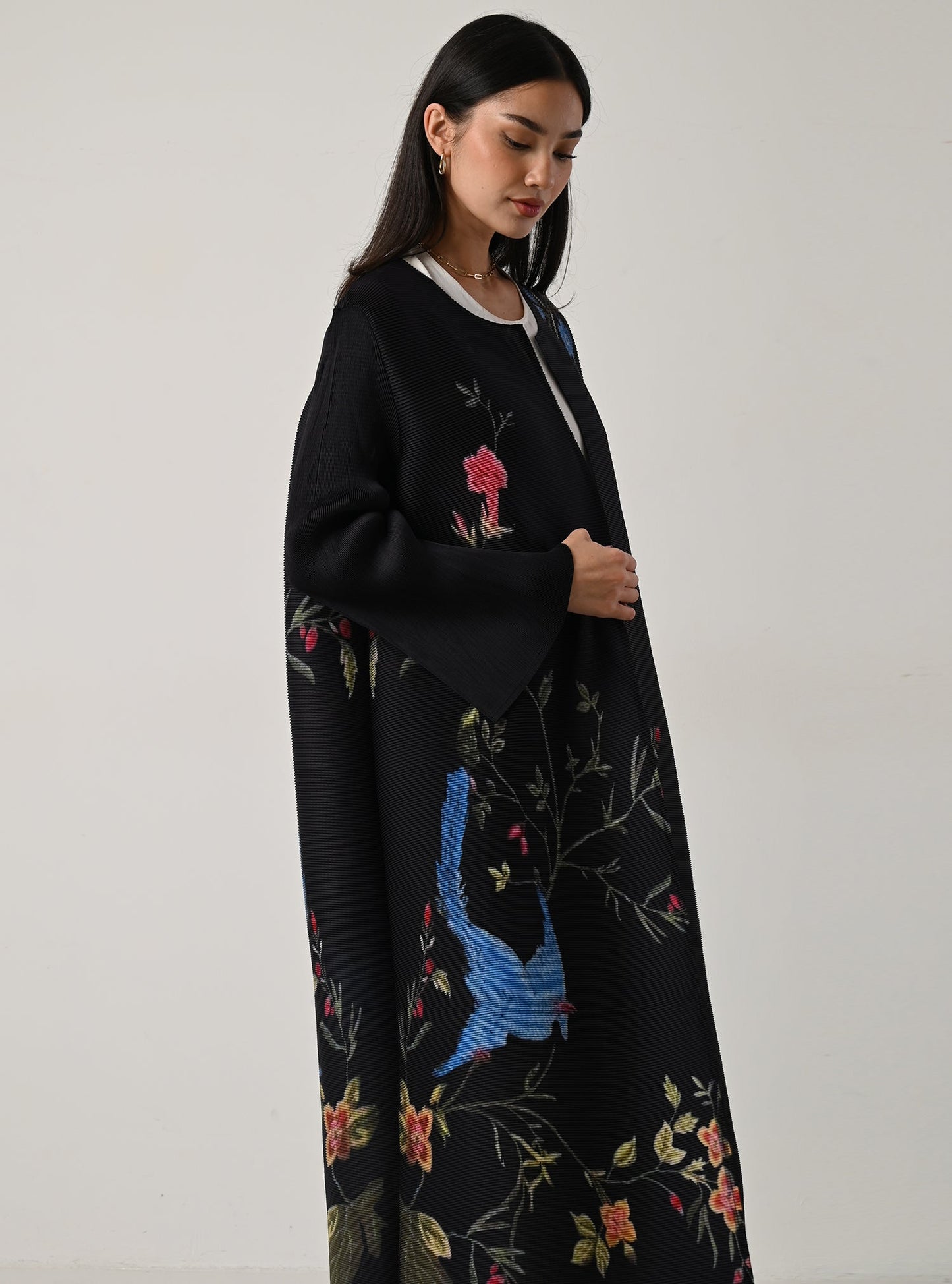 FAB114-Portrait Pleats Abaya with headscarf
