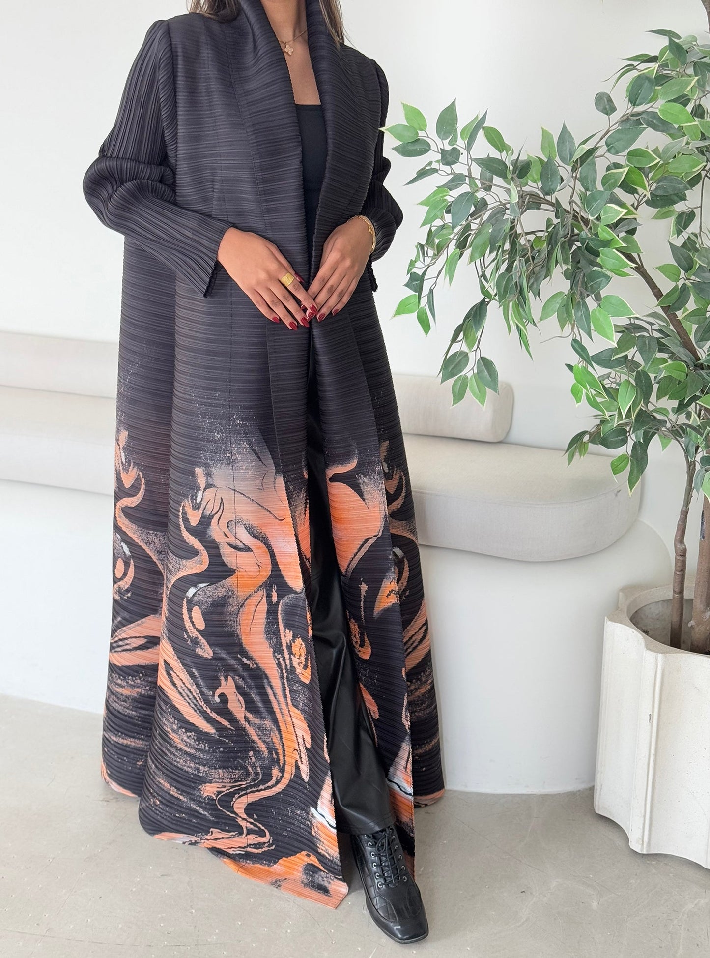 FAB126-Venus Pattern Pleats Abaya with headscarf