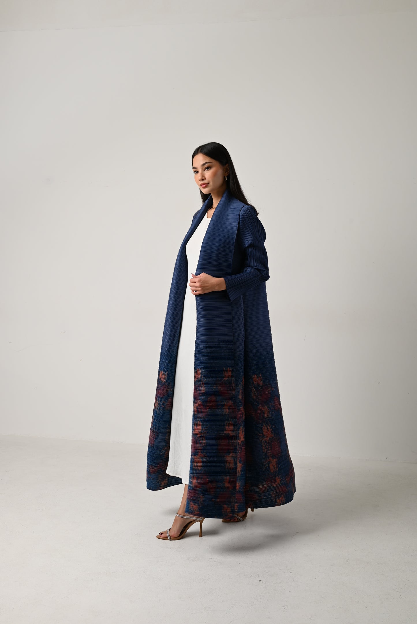 Azure Blue Patterned Pleats Abaya