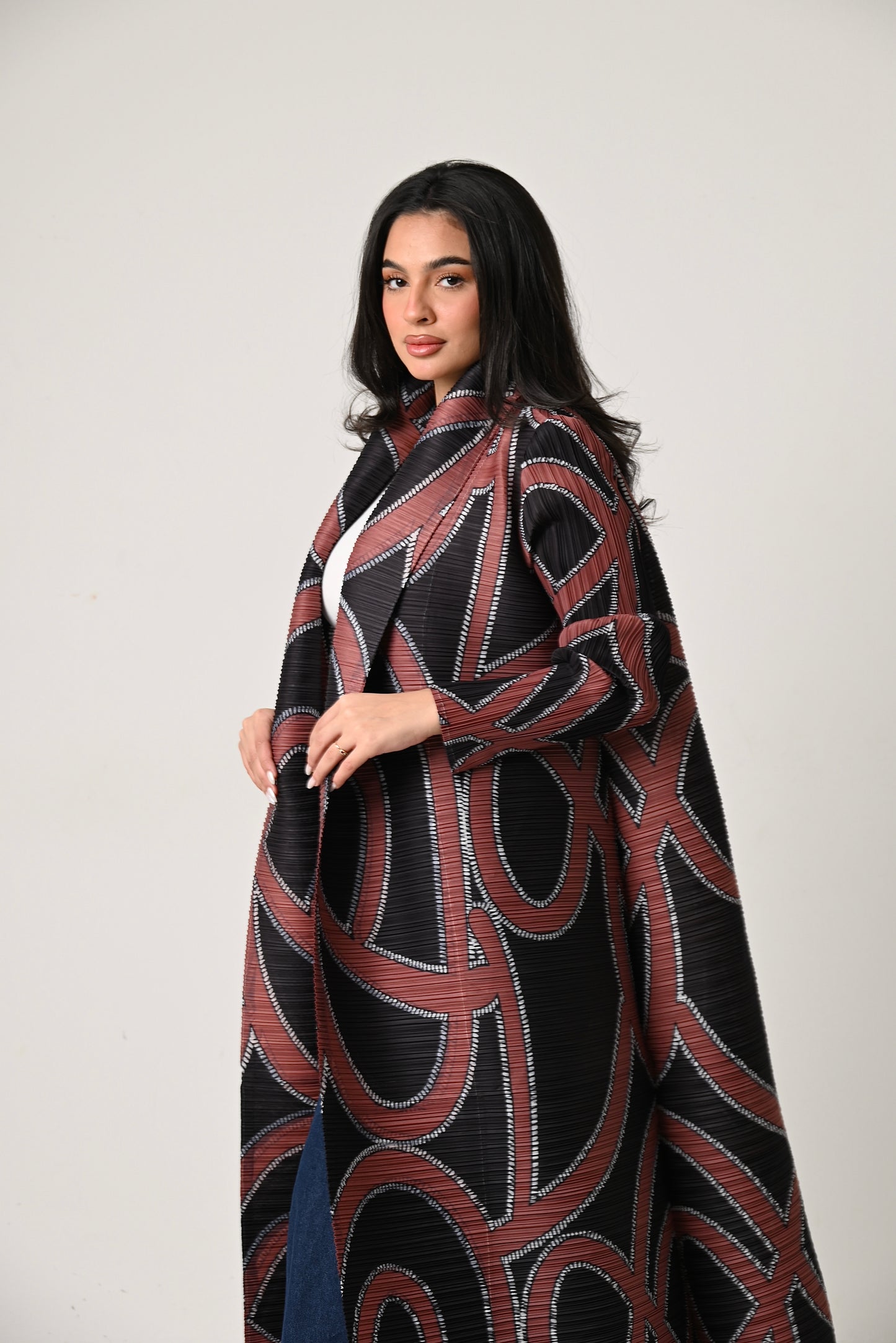 Patterned Pleats Abaya