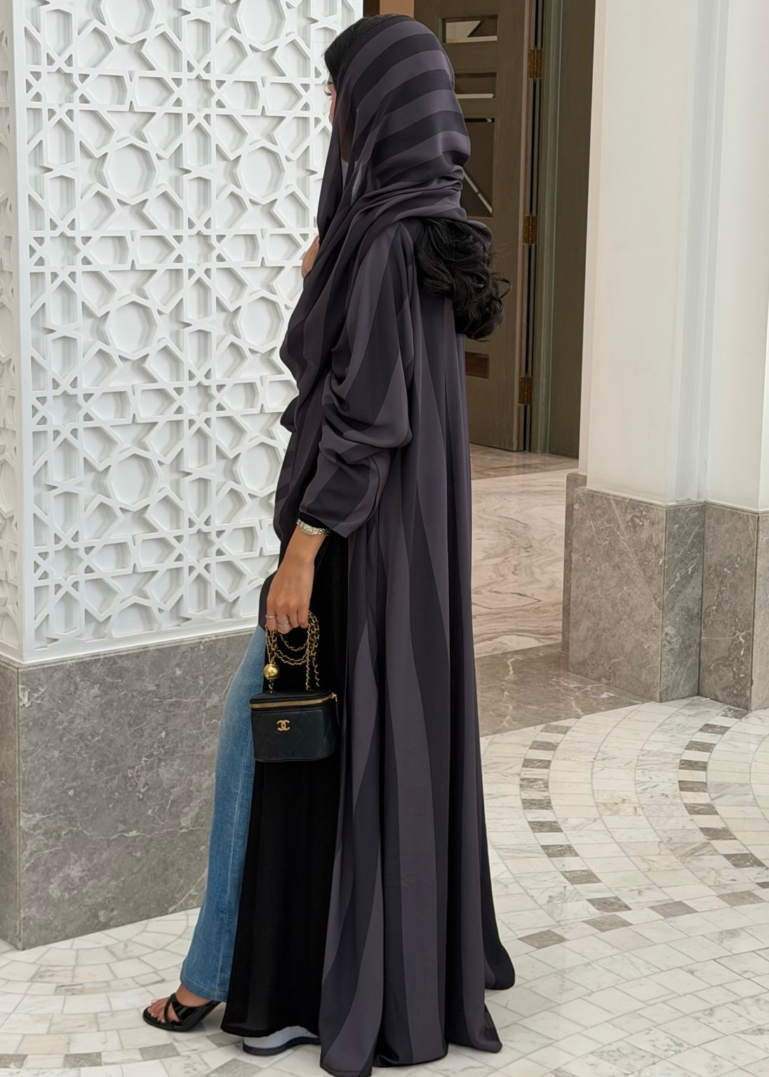 FAB332-Grey Basic Light Stripped Printed Klosh Abaya Set