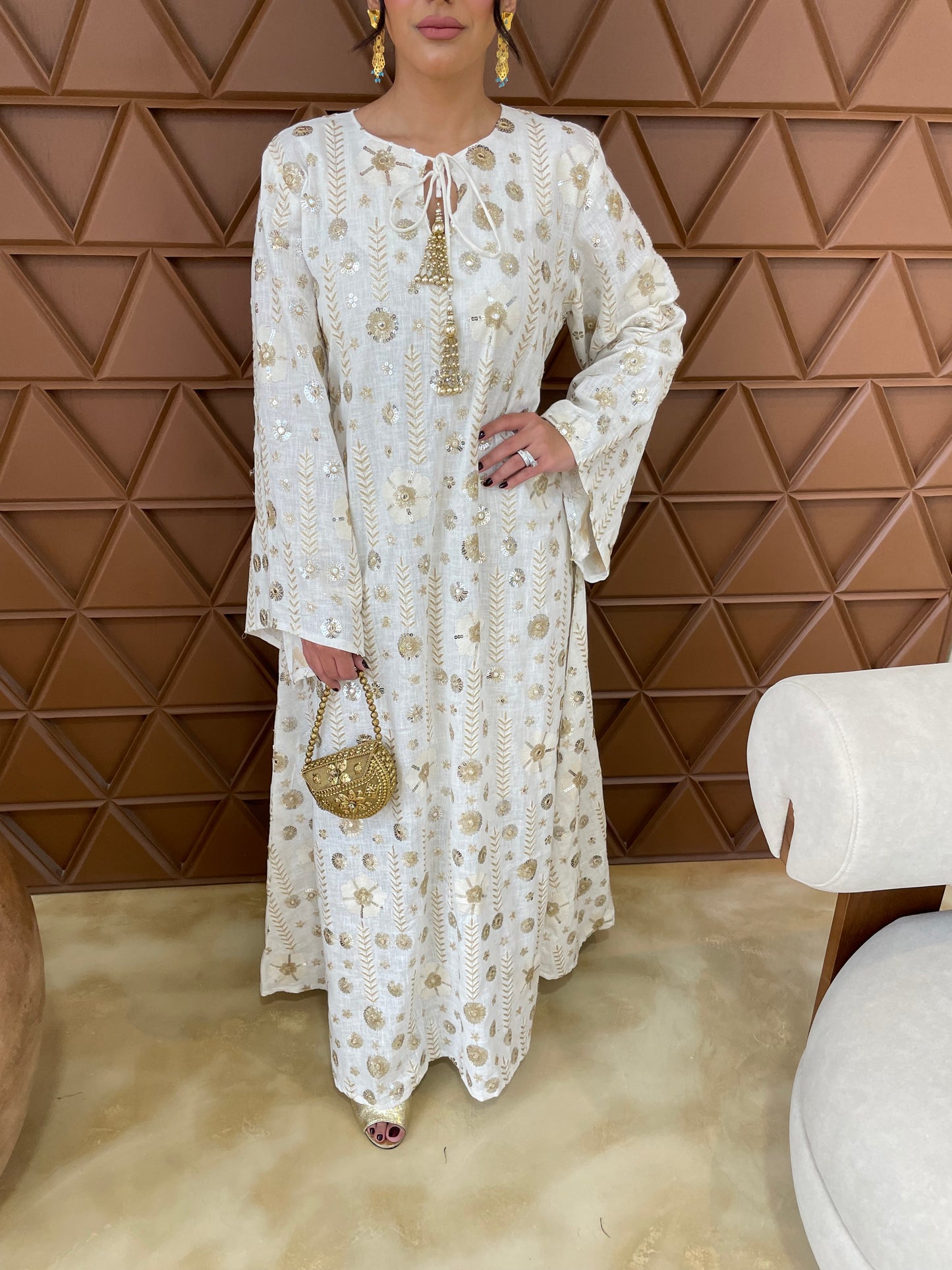 White&Gold Embroidered Kaftan