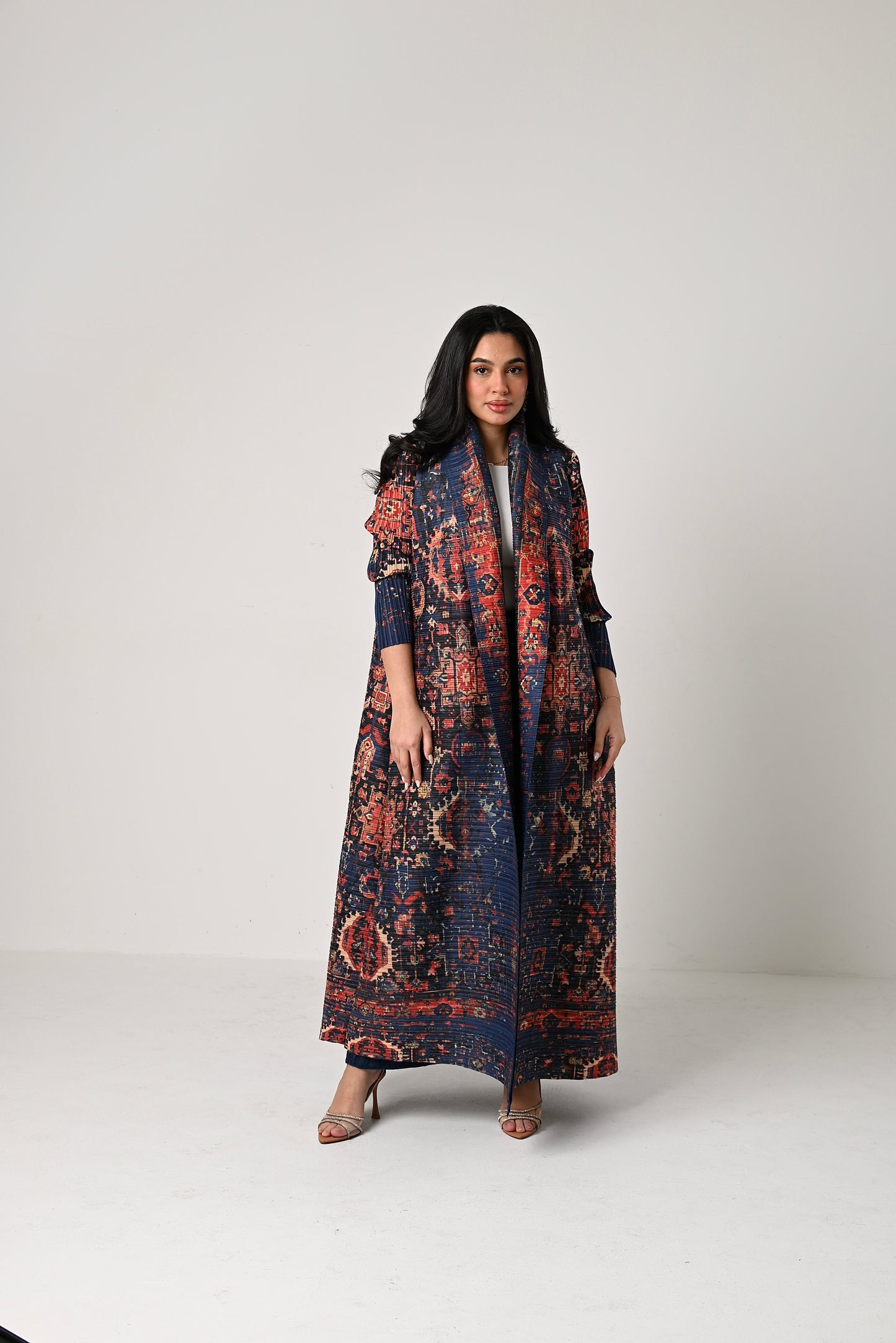 Patterned Pleats Abaya