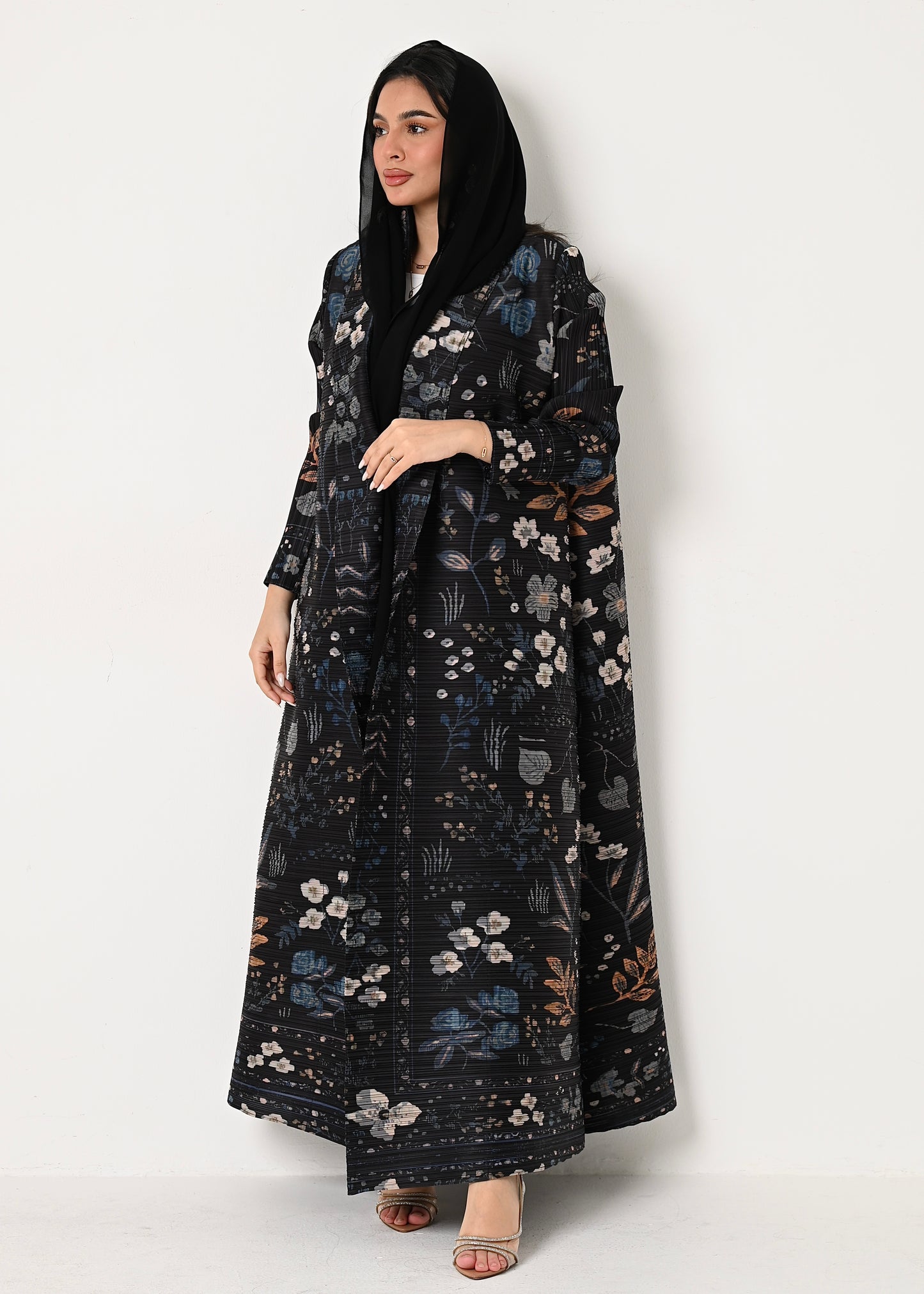 Patterned Pleats Abaya