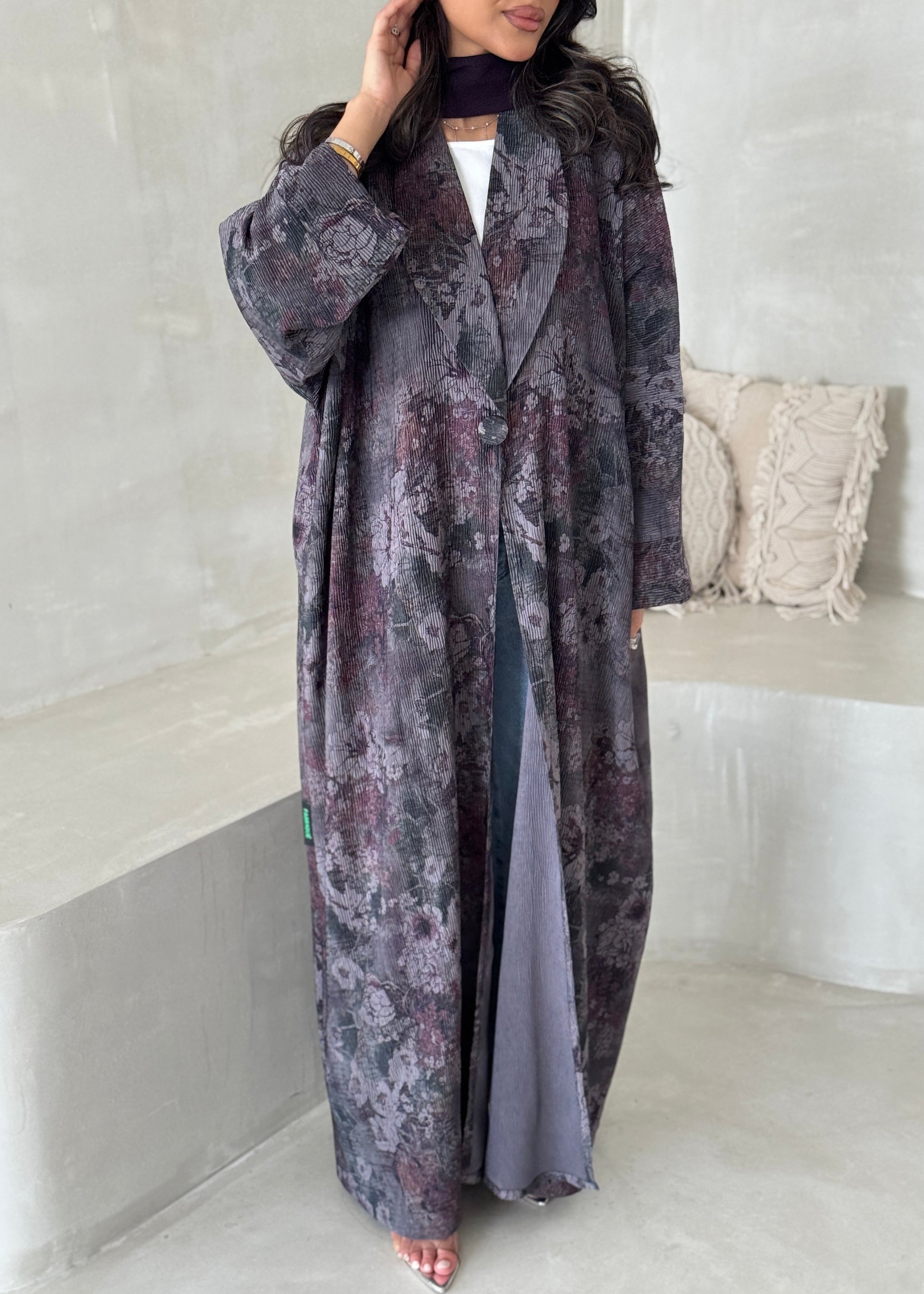 FAB199-Grey Pleats Half-Bisht Summer Abaya with matching headscarf