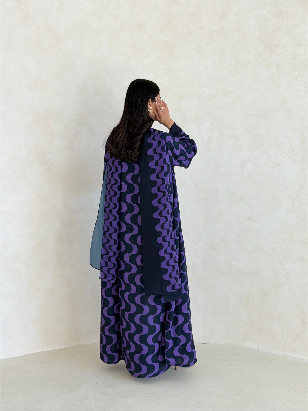 FAB345- Purple Blue Waves Printed Straight-Cut Abaya and matching headscarf