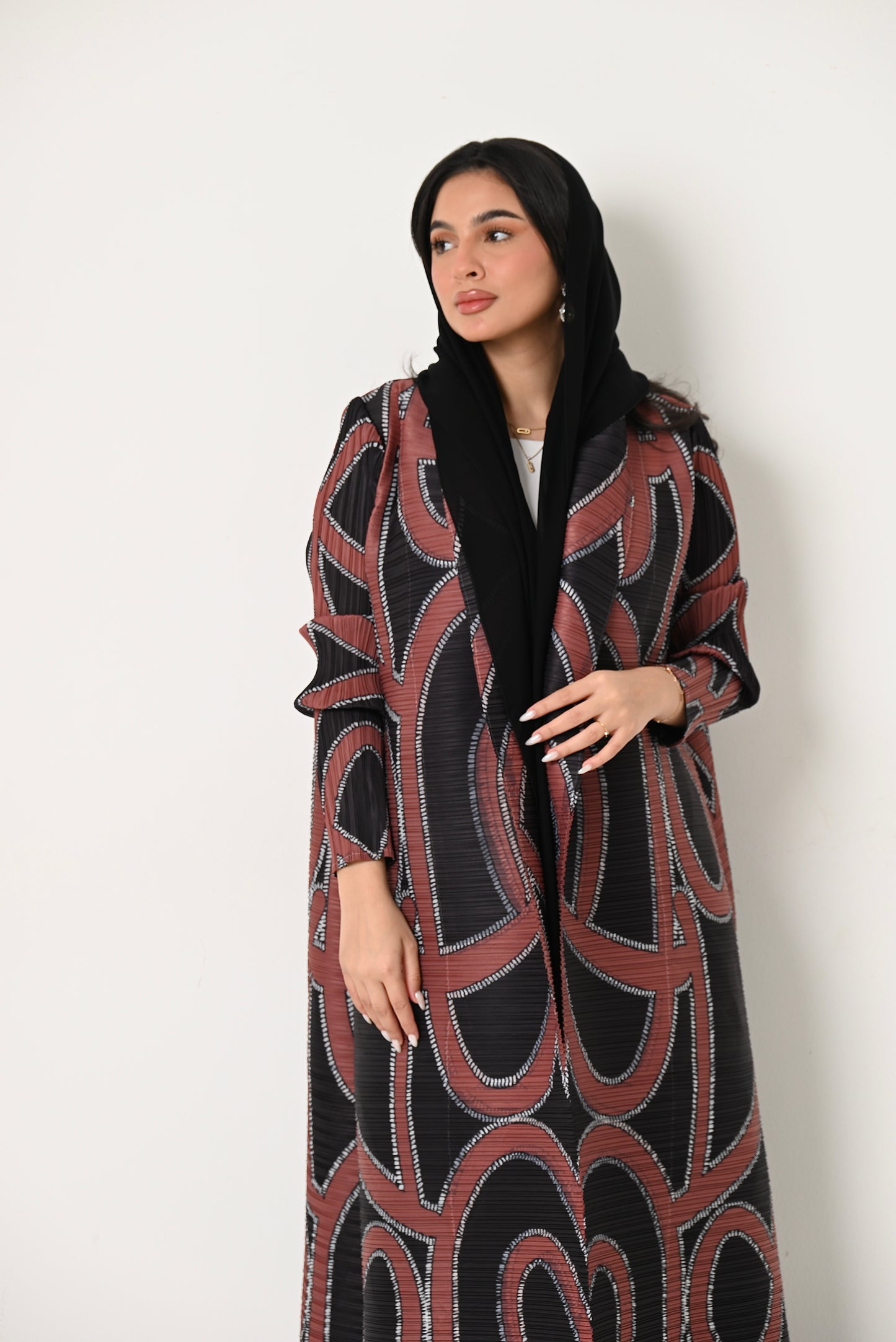 Patterned Pleats Abaya