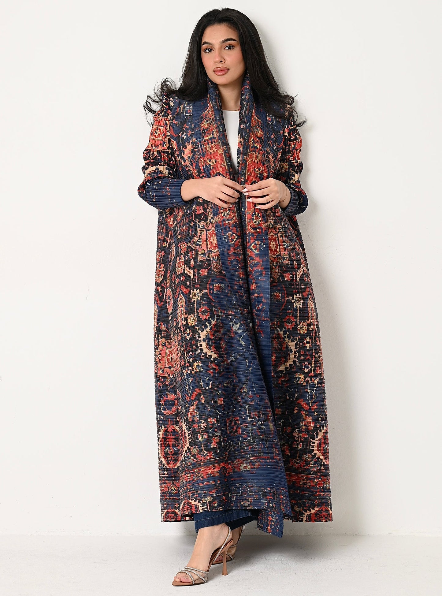 FAB108-Patterned Pleats Abaya With headscarf
