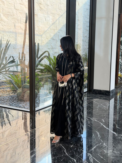 FAB339 – Elegant Black Chiffon Abaya with Silver Naqda Embroidery, Half-Bisht Cut & Matching Headscarf
