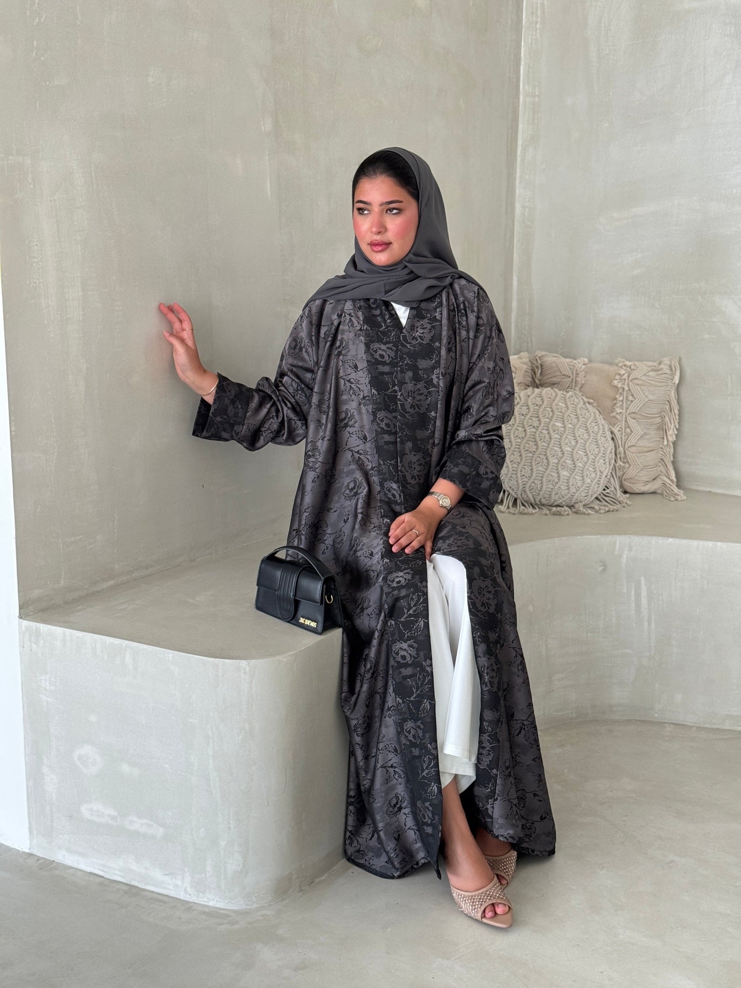 FAB191- Grey Double-face Crepe Abaya with headscarf