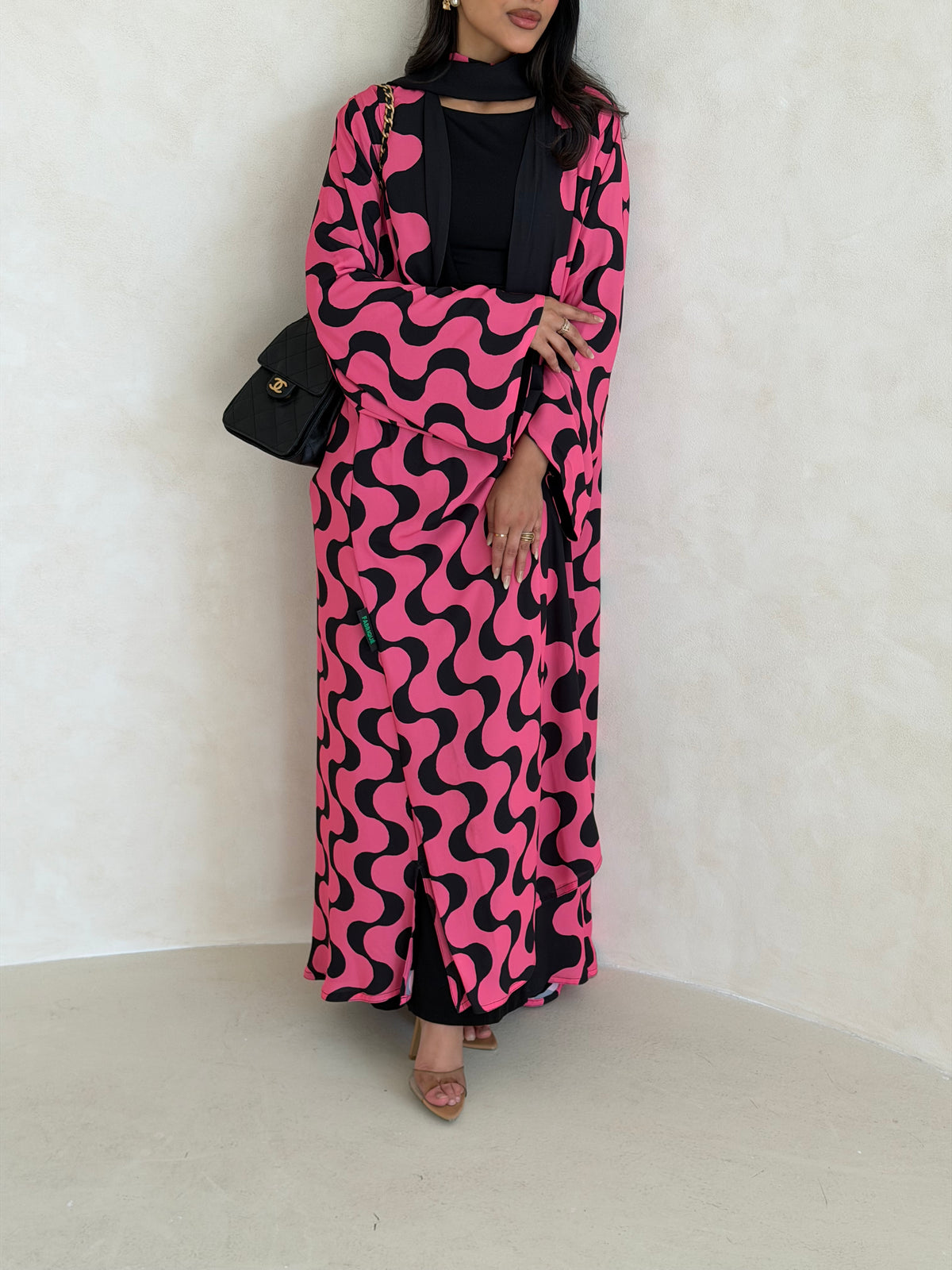 FAB342-Barbie Pink and Black Waves Printed Straight-Cut Abaya and matching headscarf