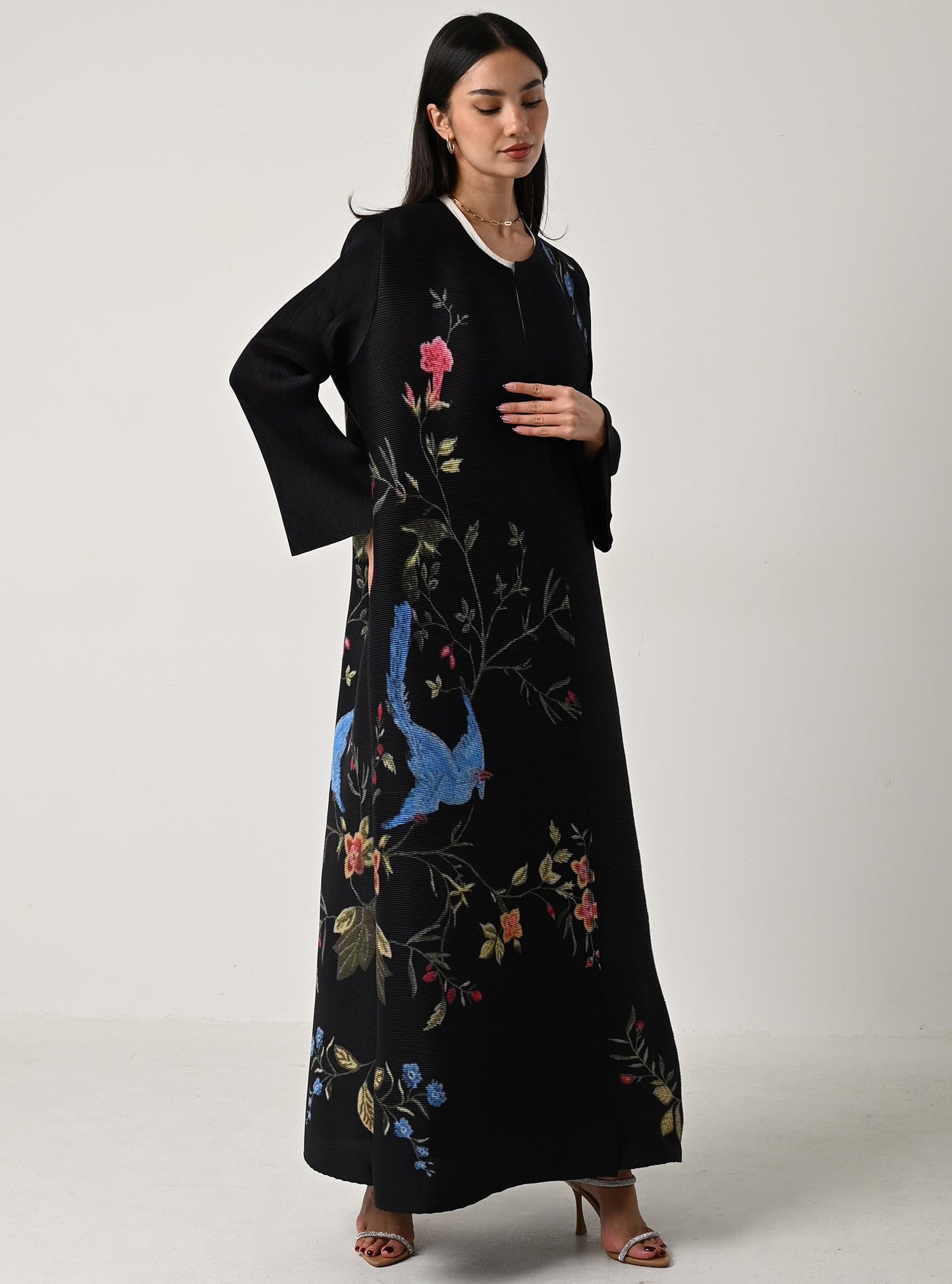FAB114-Portrait Pleats Abaya with headscarf