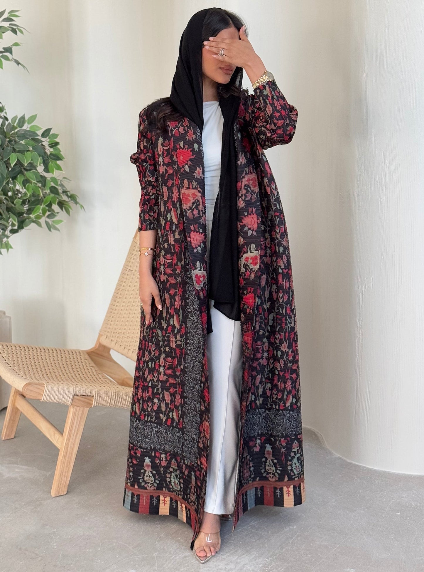 FAB131-Floral Red Pattern Pleats Abaya With Headscarf