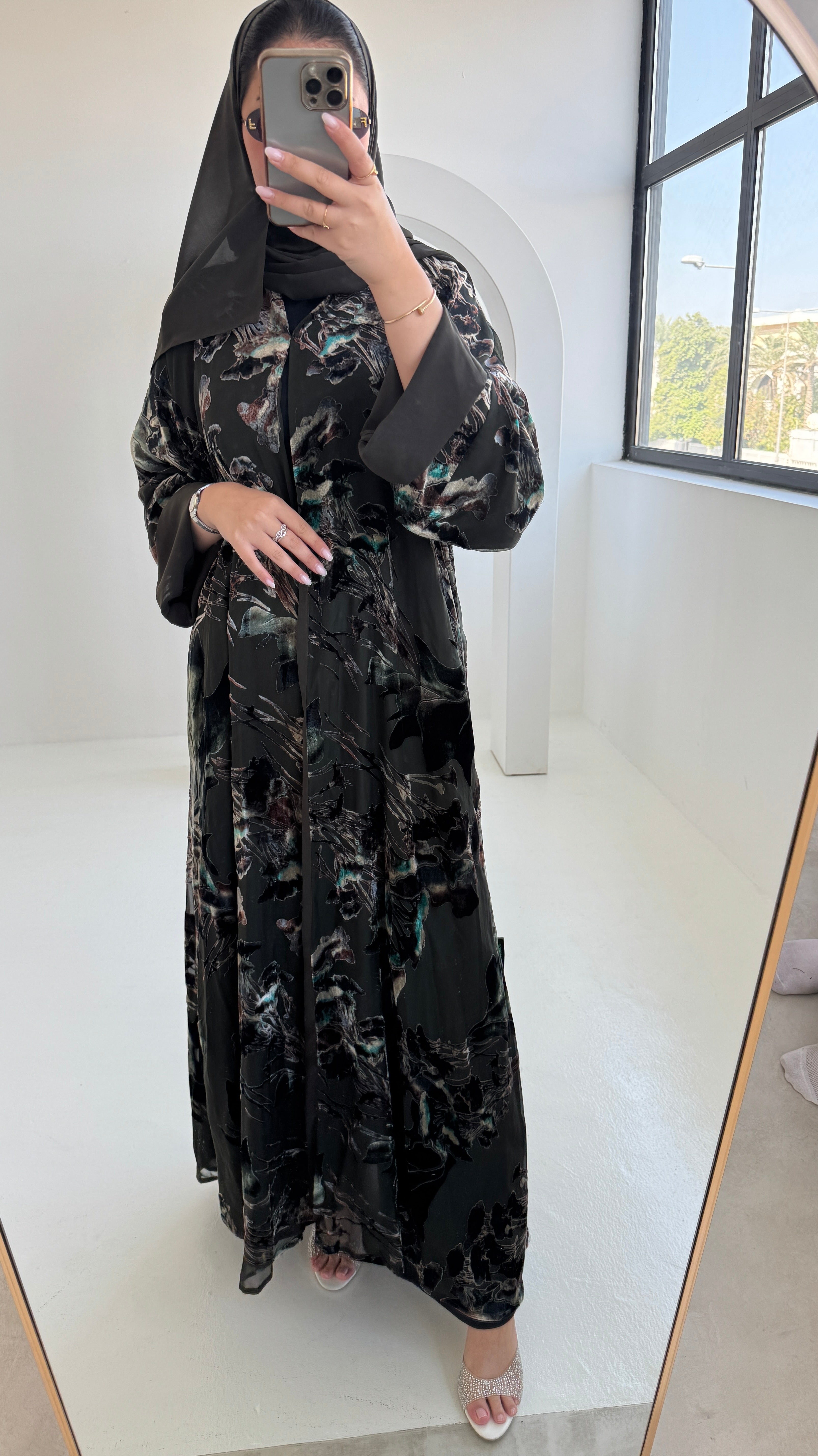 FAB232- Green Chiffon with Velvet Print Abaya with headscarf