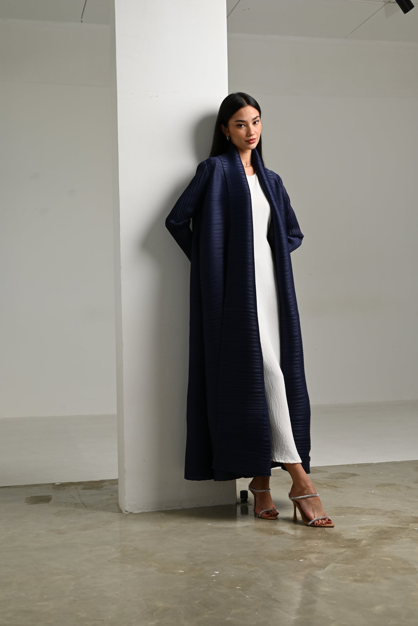 Midnight Blue Pleats Abaya