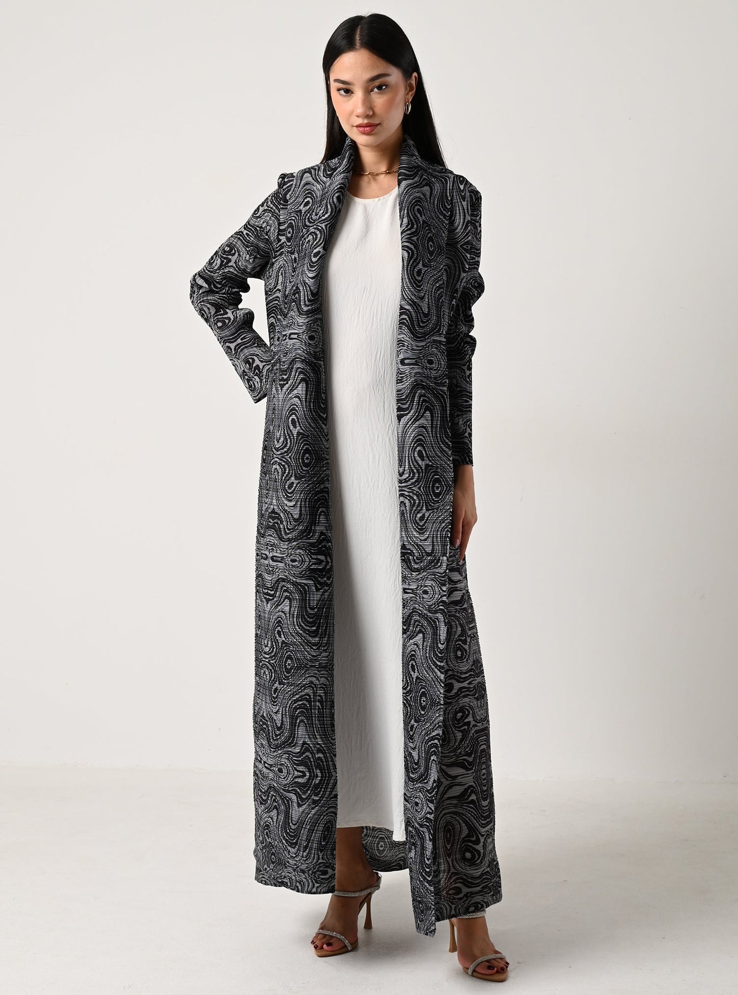 FAB118-Swirls Pleats Abaya with headscarf