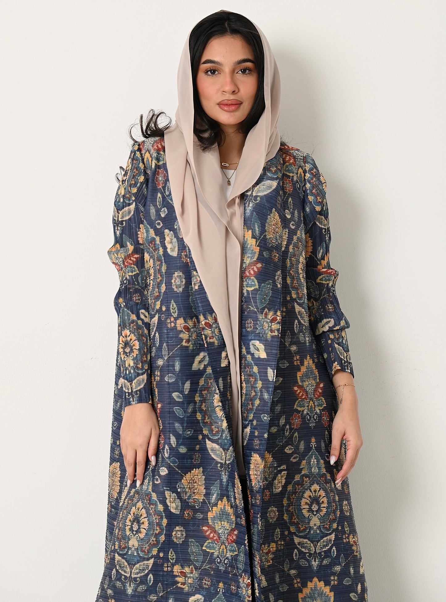 FAB111-Patterned Pleats Abaya With headscarf