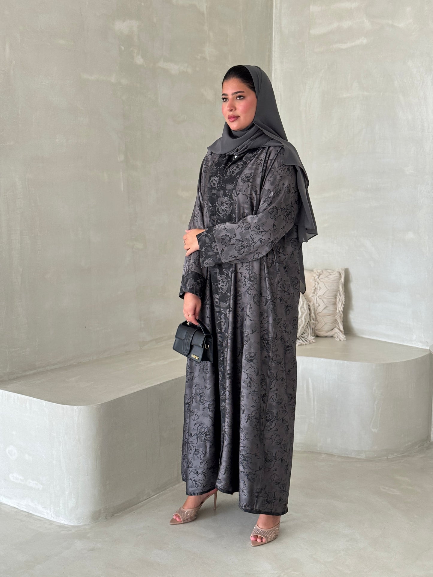 FAB191- Grey Double-face Crepe Abaya with headscarf