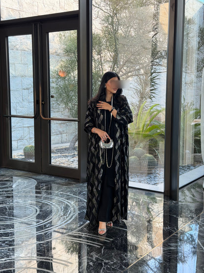 FAB339 – Elegant Black Chiffon Abaya with Silver Naqda Embroidery, Half-Bisht Cut & Matching Headscarf