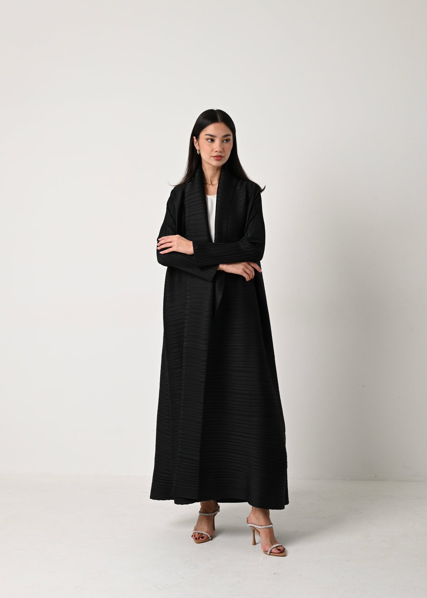 Black Pleats Abaya