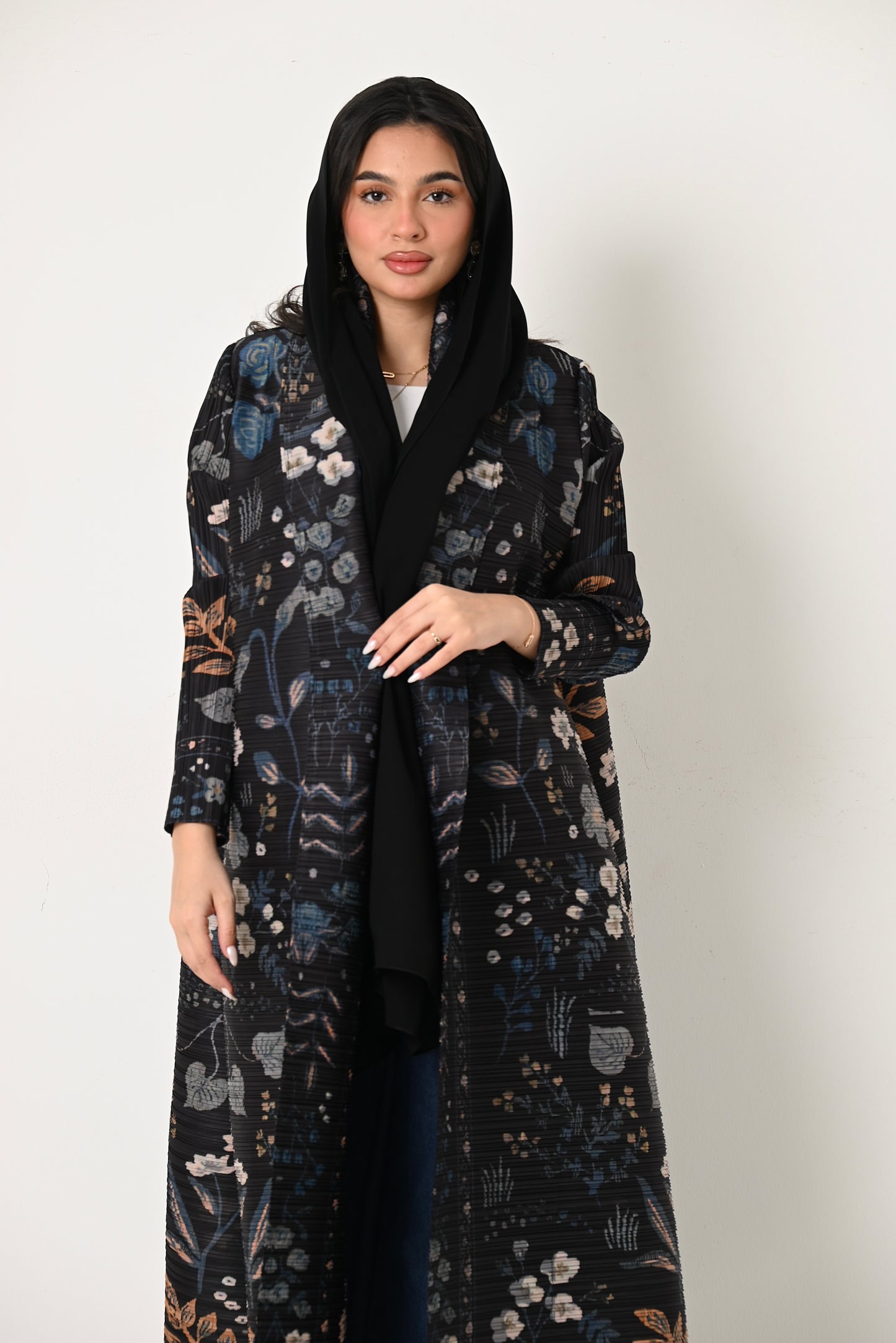 Patterned Pleats Abaya