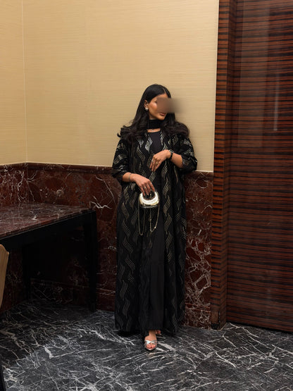 FAB339 – Elegant Black Chiffon Abaya with Silver Naqda Embroidery, Half-Bisht Cut & Matching Headscarf