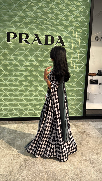 FAB305- Green & Black Checkered Print A-Cut Chiffon Silk Abaya
