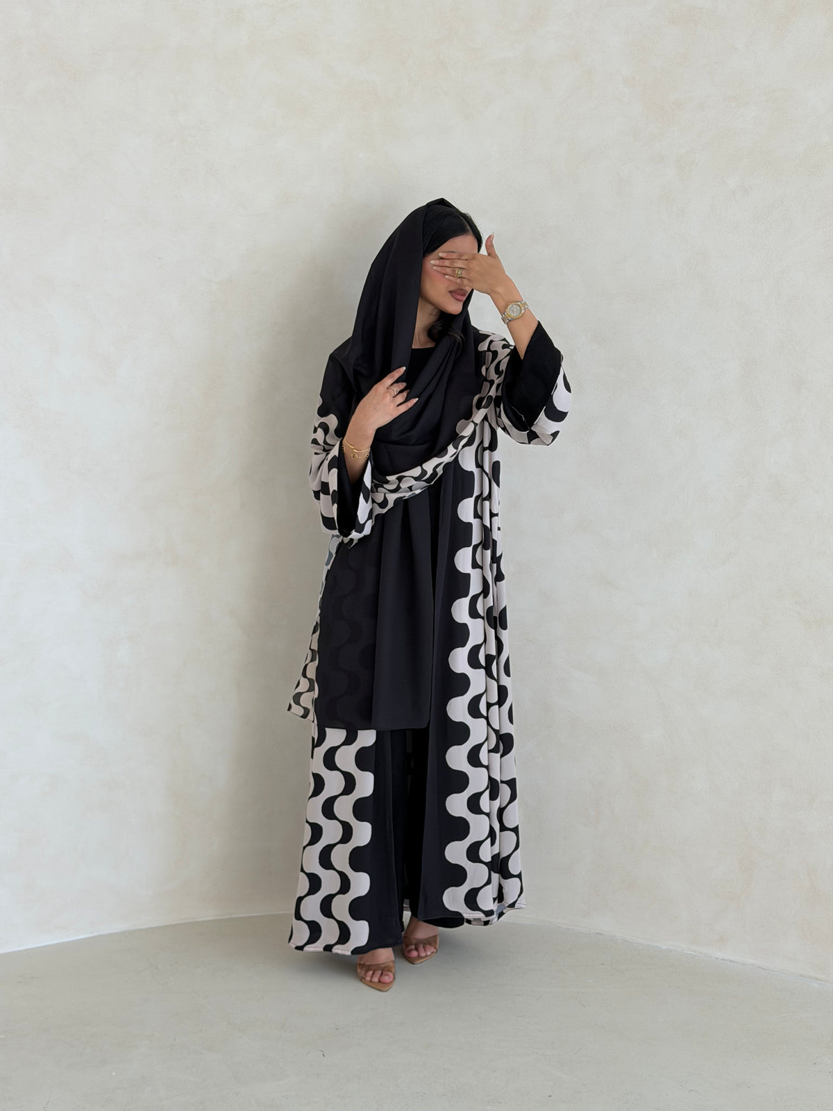 FAB344- White and Black Waves Printed Straight-Cut Abaya and matching headscarf