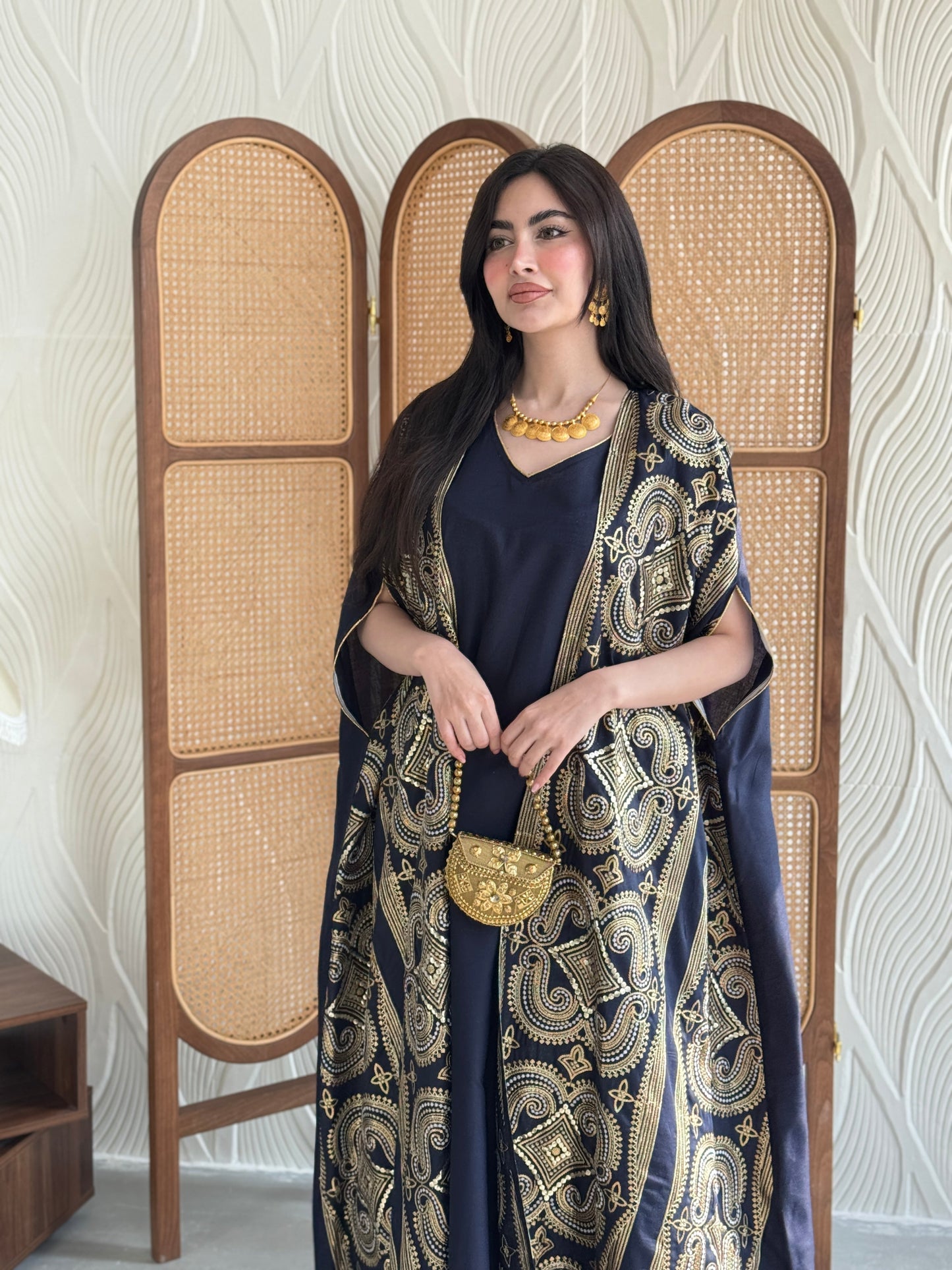 FAB276-Navy Two-Piece Linen Bisht Set, Detailed with Elegant Gold Embroidery