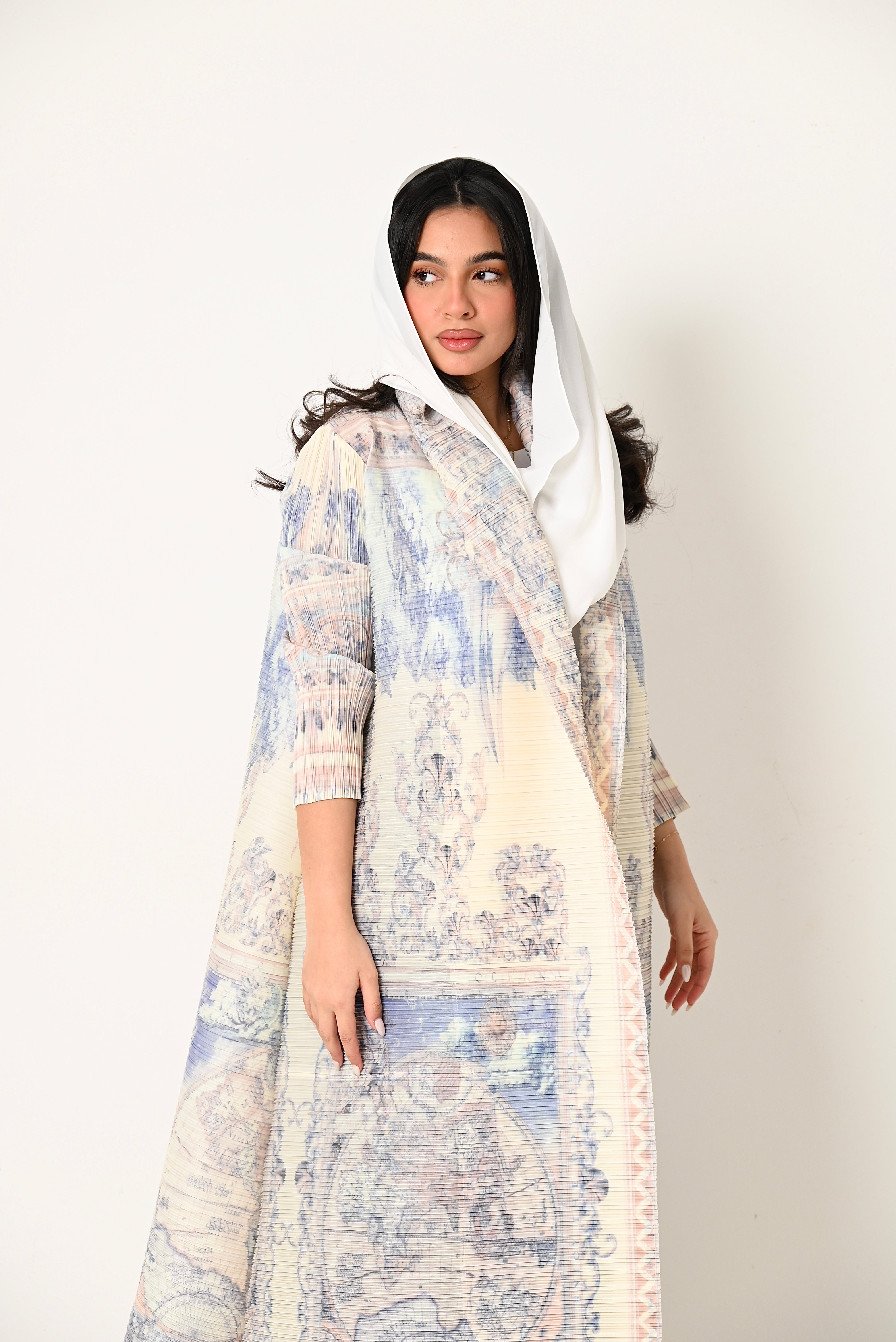 Patterned Pleats Abaya