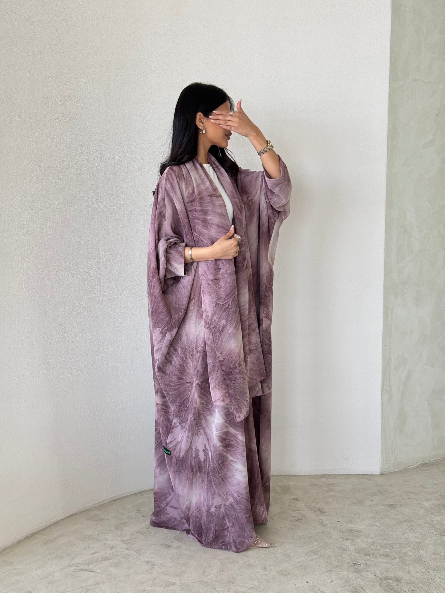 FAB174- Pink Shimmer Chiffon Bisht- Cut Summer Abaya with matching headscarf