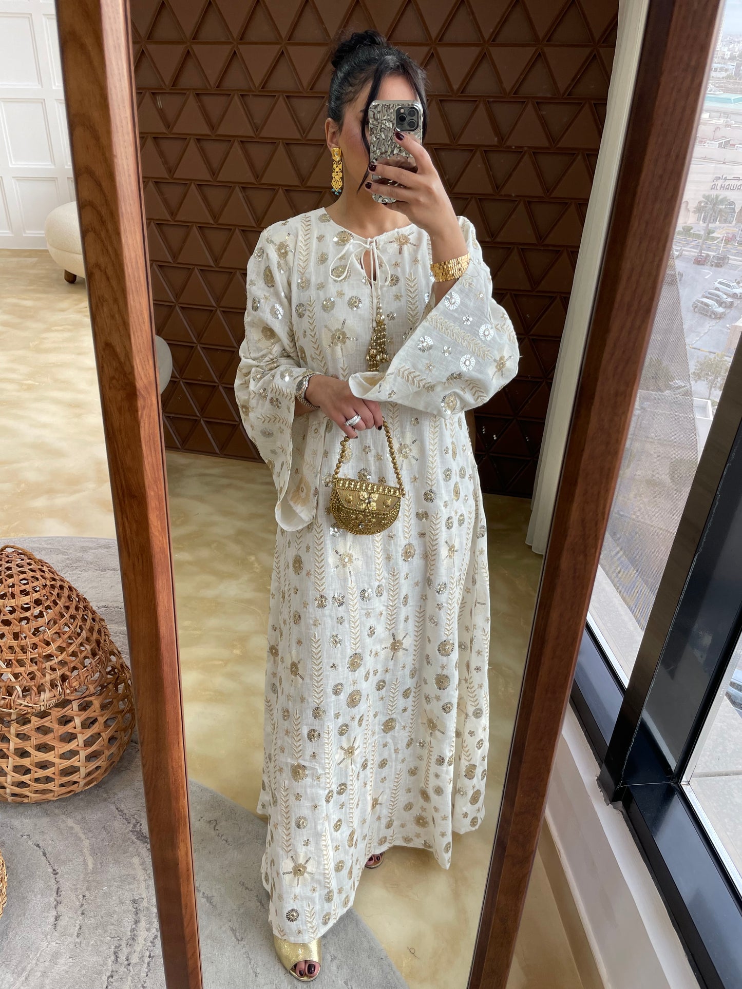 White&Gold Embroidered Kaftan