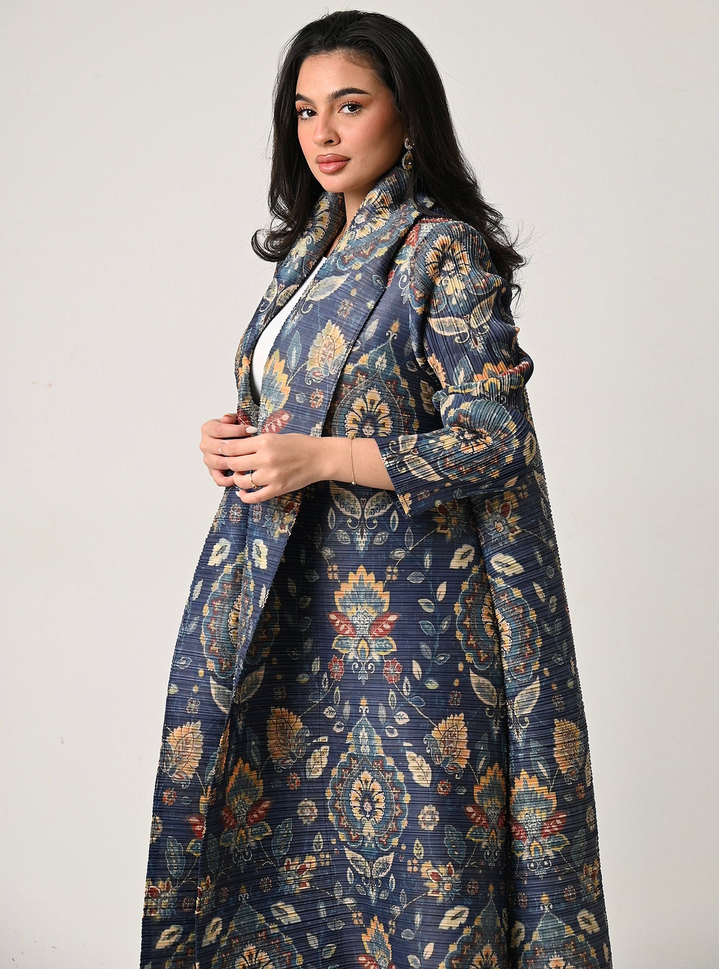 FAB111-Patterned Pleats Abaya With headscarf