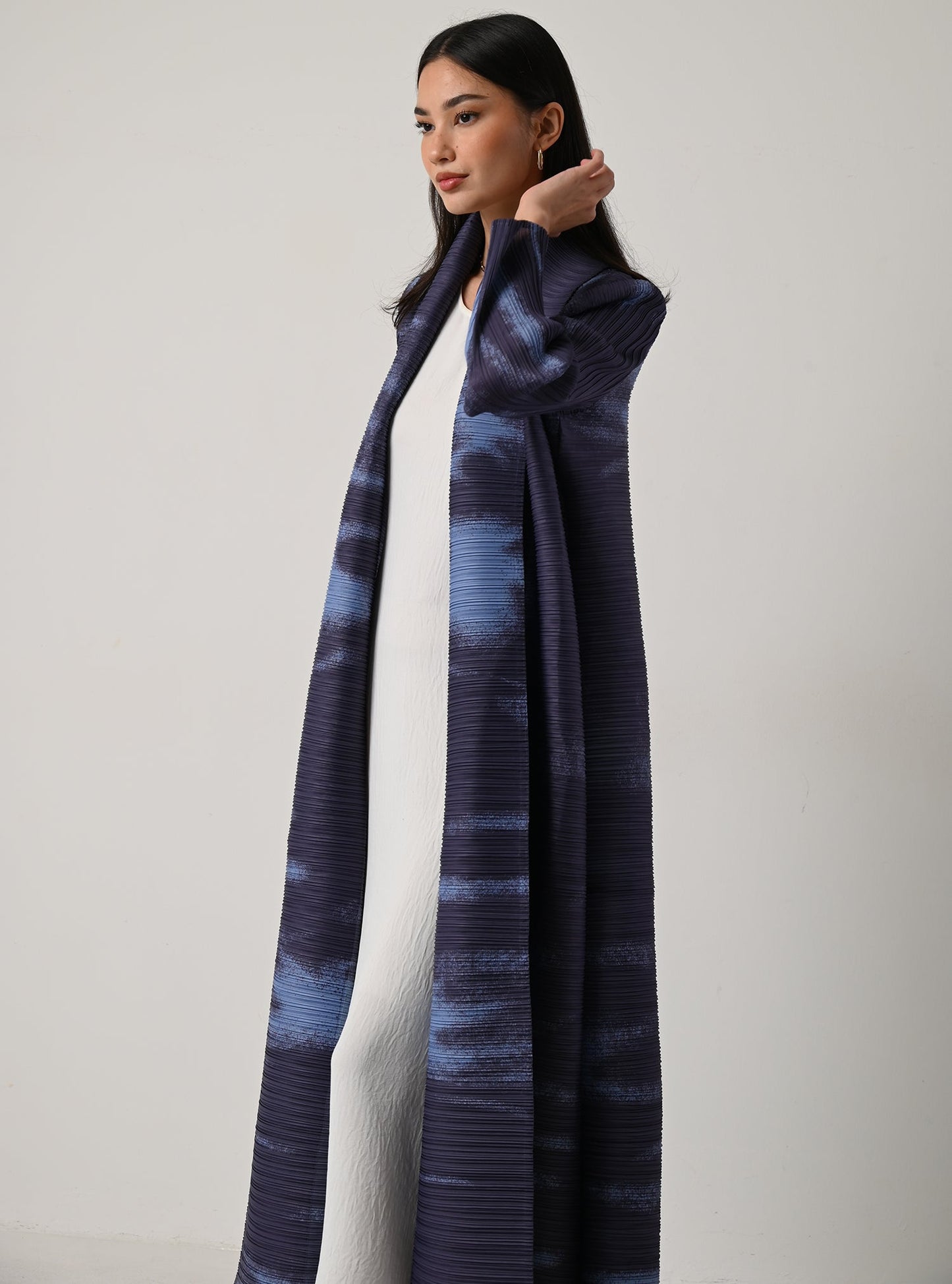FAB119-Clouds Pleats Abaya with headscarf