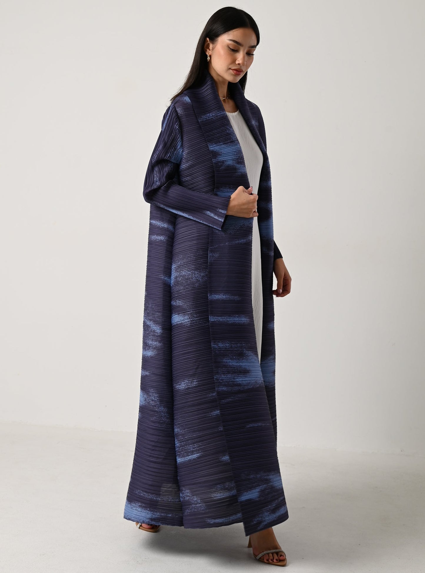 FAB119-Clouds Pleats Abaya with headscarf
