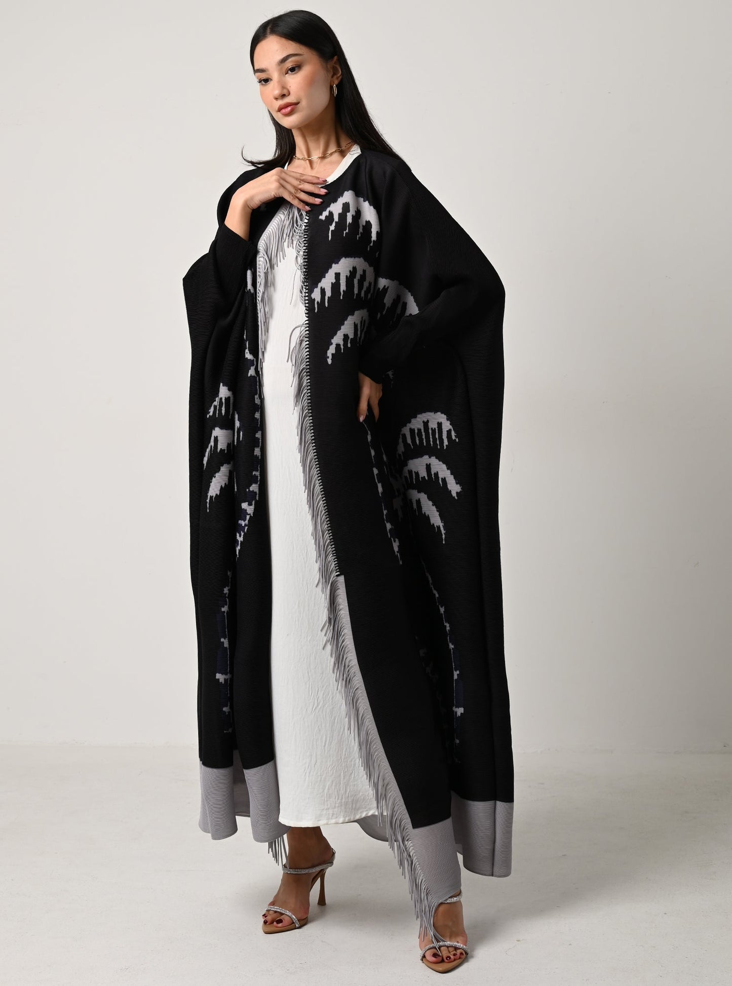 FAB116-Black Palm-fringed pleats abaya with headscarf