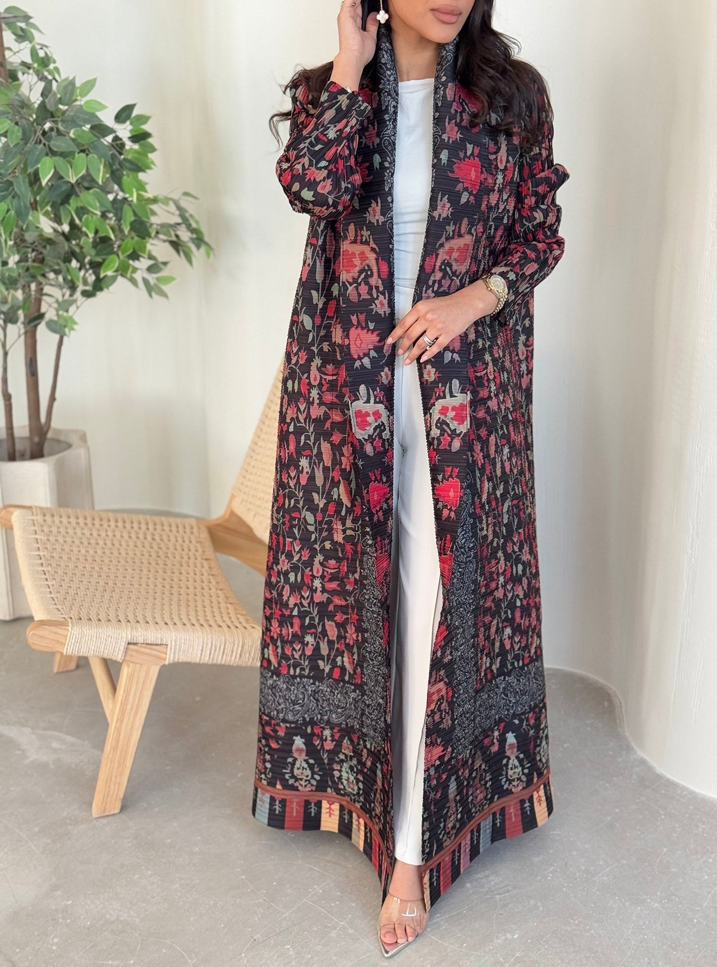FAB131-Floral Red Pattern Pleats Abaya With Headscarf