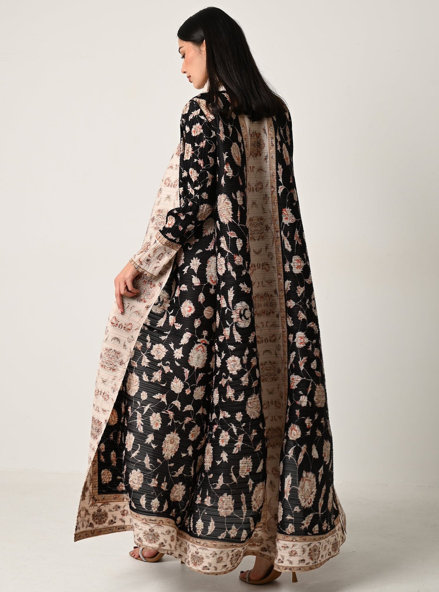 FAB121-Termeh Pleats Abaya with headscarf