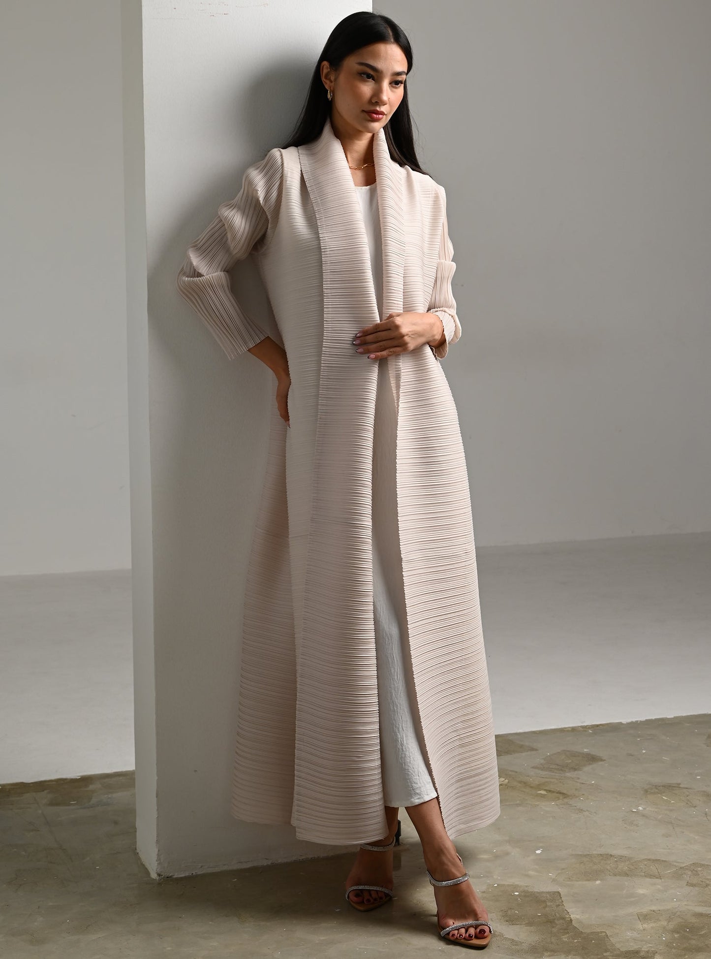 FAB113-Cream Pleats Abaya with headscarf