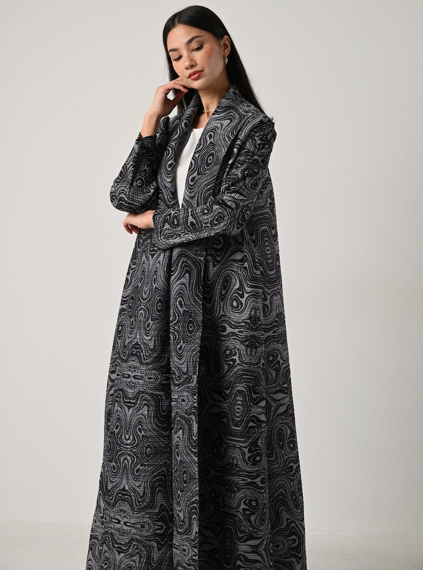 FAB118-Swirls Pleats Abaya with headscarf