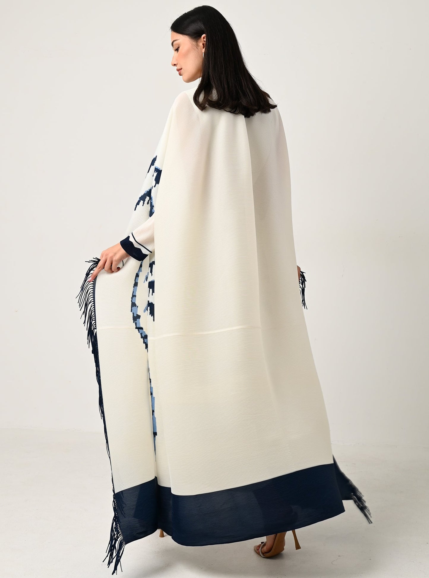 FAB116-White Palm-fringed pleats abaya with headscarf