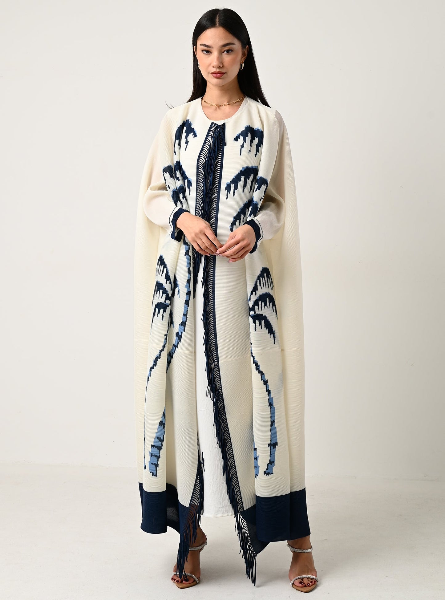 FAB116-White Palm-fringed pleats abaya with headscarf