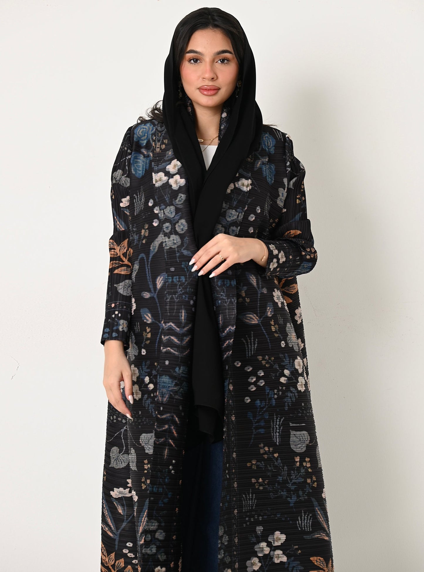 FAB110-Black Patterned Pleats Abaya With headscarf