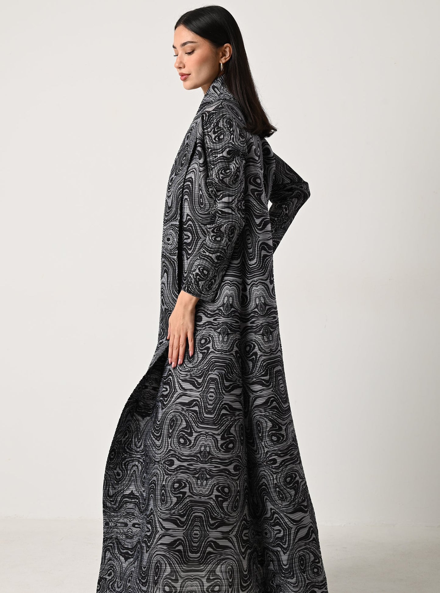 FAB118-Swirls Pleats Abaya with headscarf