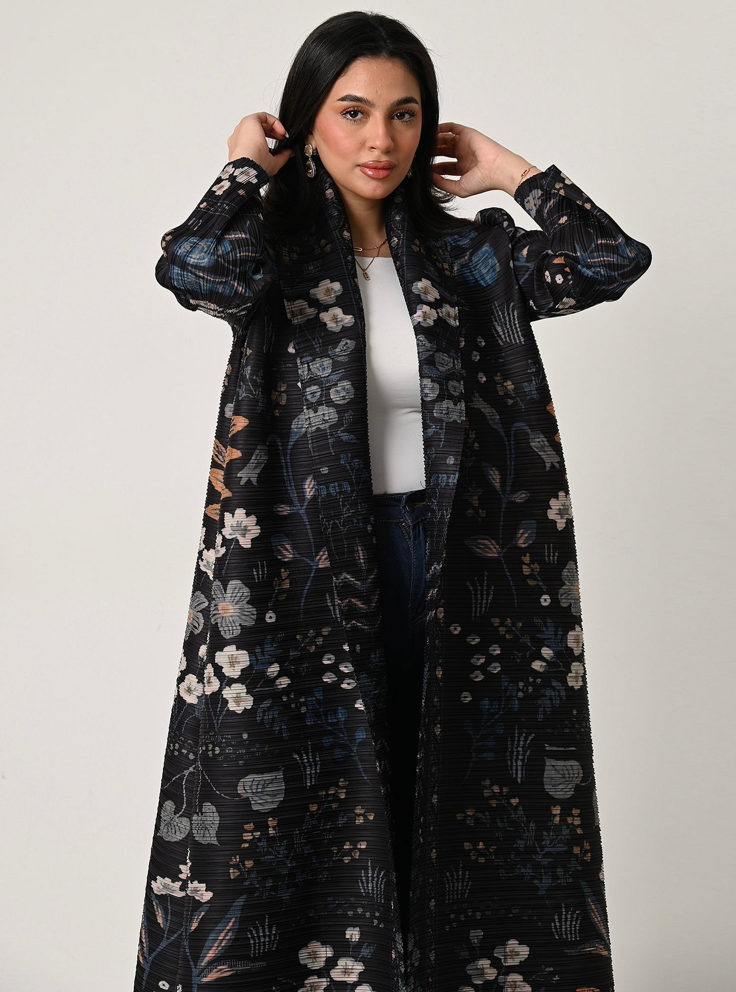 FAB110-Black Patterned Pleats Abaya With headscarf